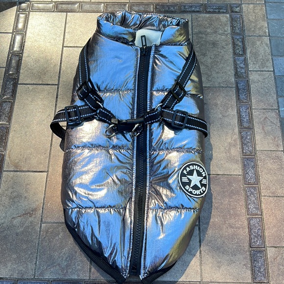 New W/ Tags PawRoll Winter Dog Jacket. Metallic Silver. Dog jacket with harness. - Picture 6 of 6
